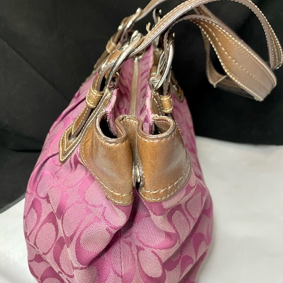 Coach Monogram canvas bag - Picture 6 of 6